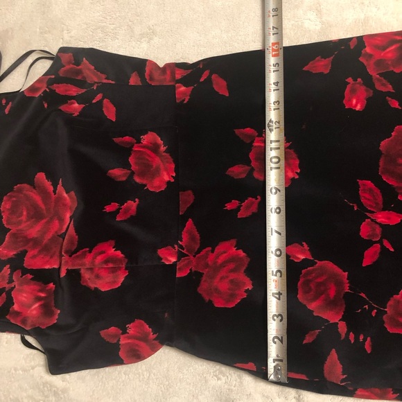 ❤️❤️❤️Talbots  Red and Black Velvet Dress - Picture 13 of 16